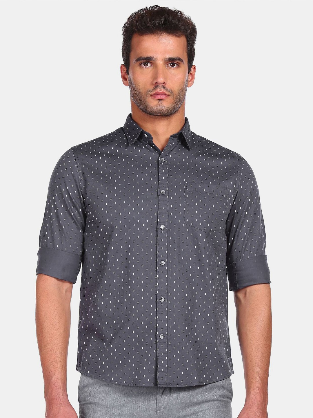 

Ruggers Men Grey & White Printed Pure Cotton Casual Shirt