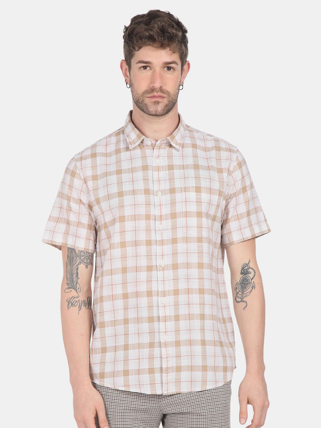 

Ruggers Men Beige Checked Casual Shirt