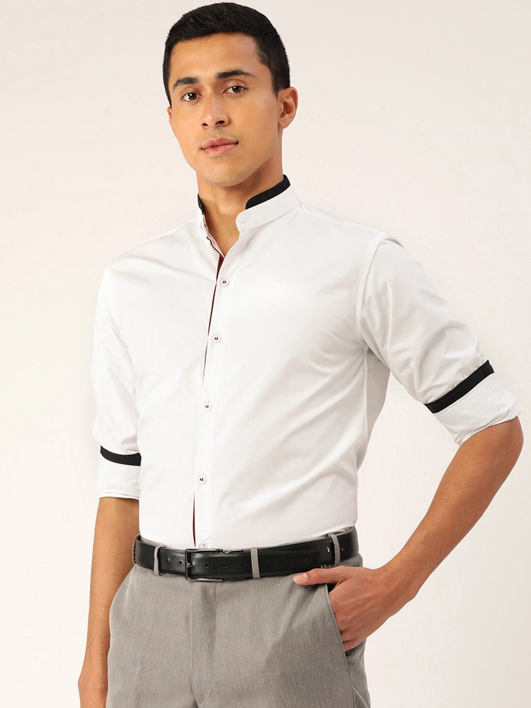 

Molly & Michel Men White Slim Fit Casual Shirt