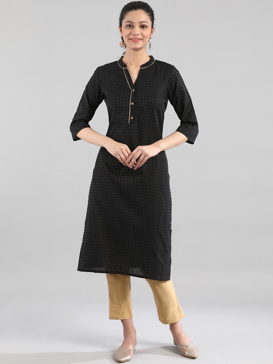 

AURELIA Women Black Striped Kurta