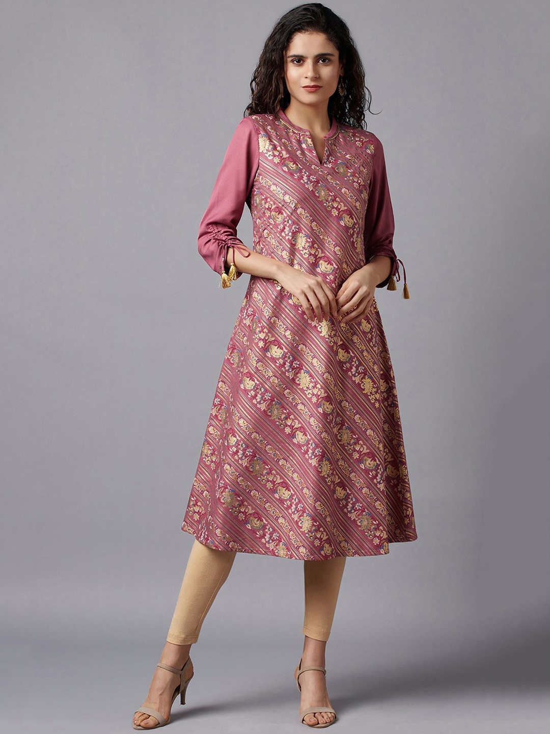 

AURELIA Women Mauve & Beige Geometric Printed Kurta