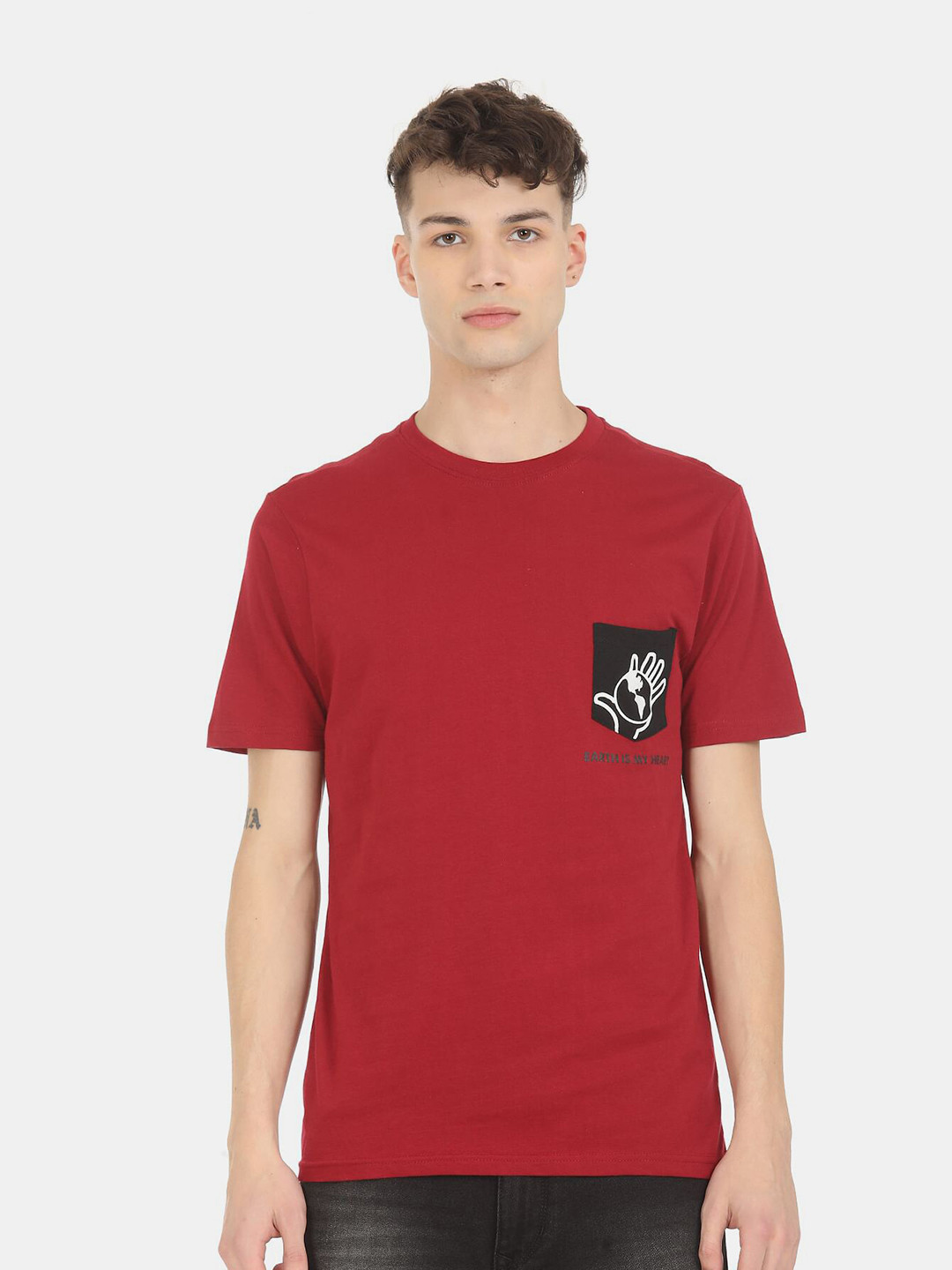 

Colt Men Red Printed Pockets Cotton Regular Fit Casual T-shirt