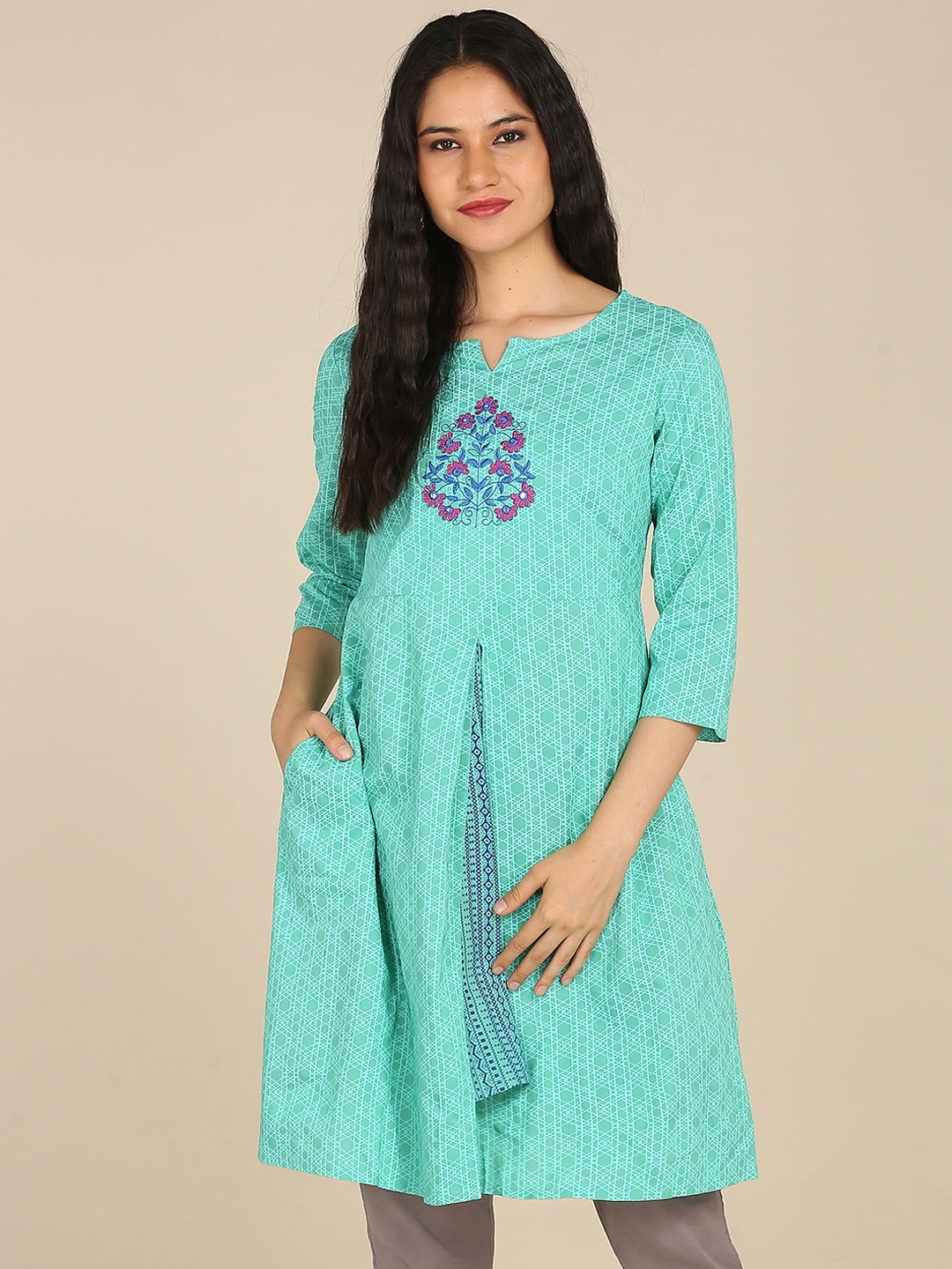 

Karigari Women Sea Green Printed Thread Work A-Line Kurta