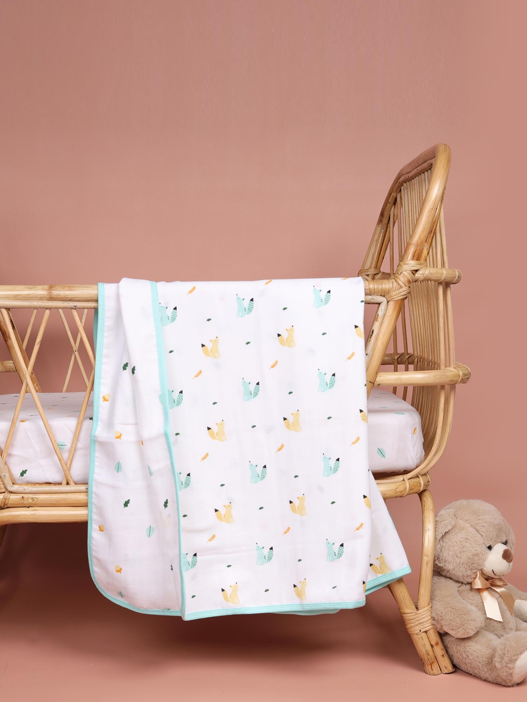 

KICKS & CRAWL White & Yellow Mild Winter Cotton 150 GSM Single Bed Blanket