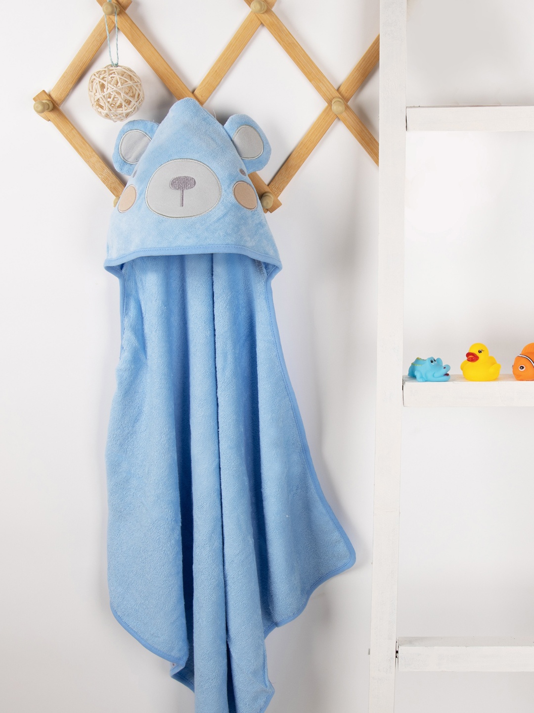 

KICKS & CRAWL Kids Blue Solid Bear Hooded 270 GSM Bath Towel