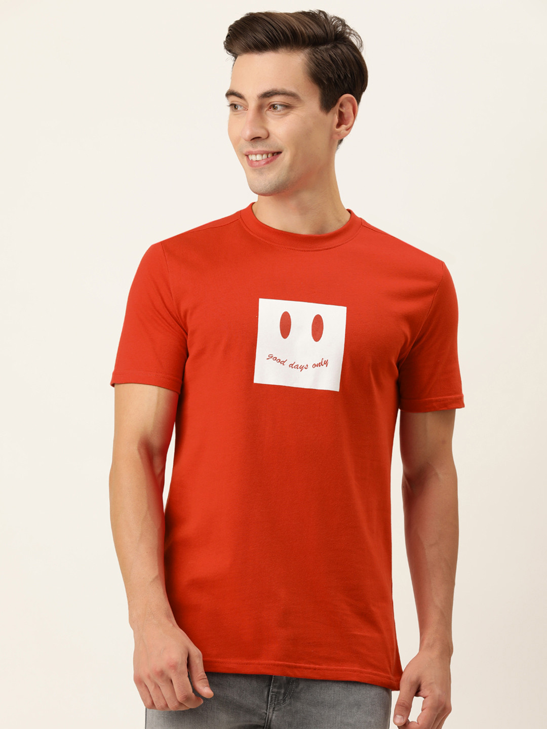 

FOREVER 21 Men Red Graphic Printed Pure Cotton Casual T-shirt