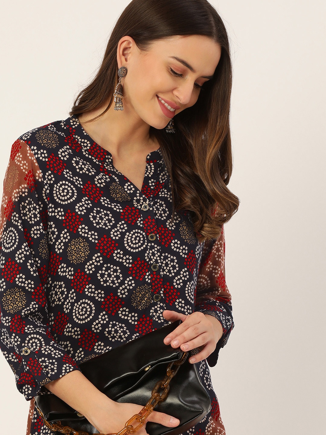 

AMUKTI Women Black & White Bandhani Printed Straight Kurta