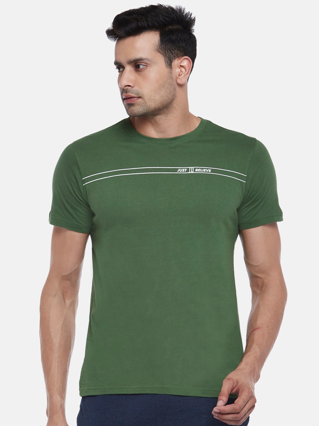 

Ajile by Pantaloons Men Green Pure Cotton Slim Fit T-shirt