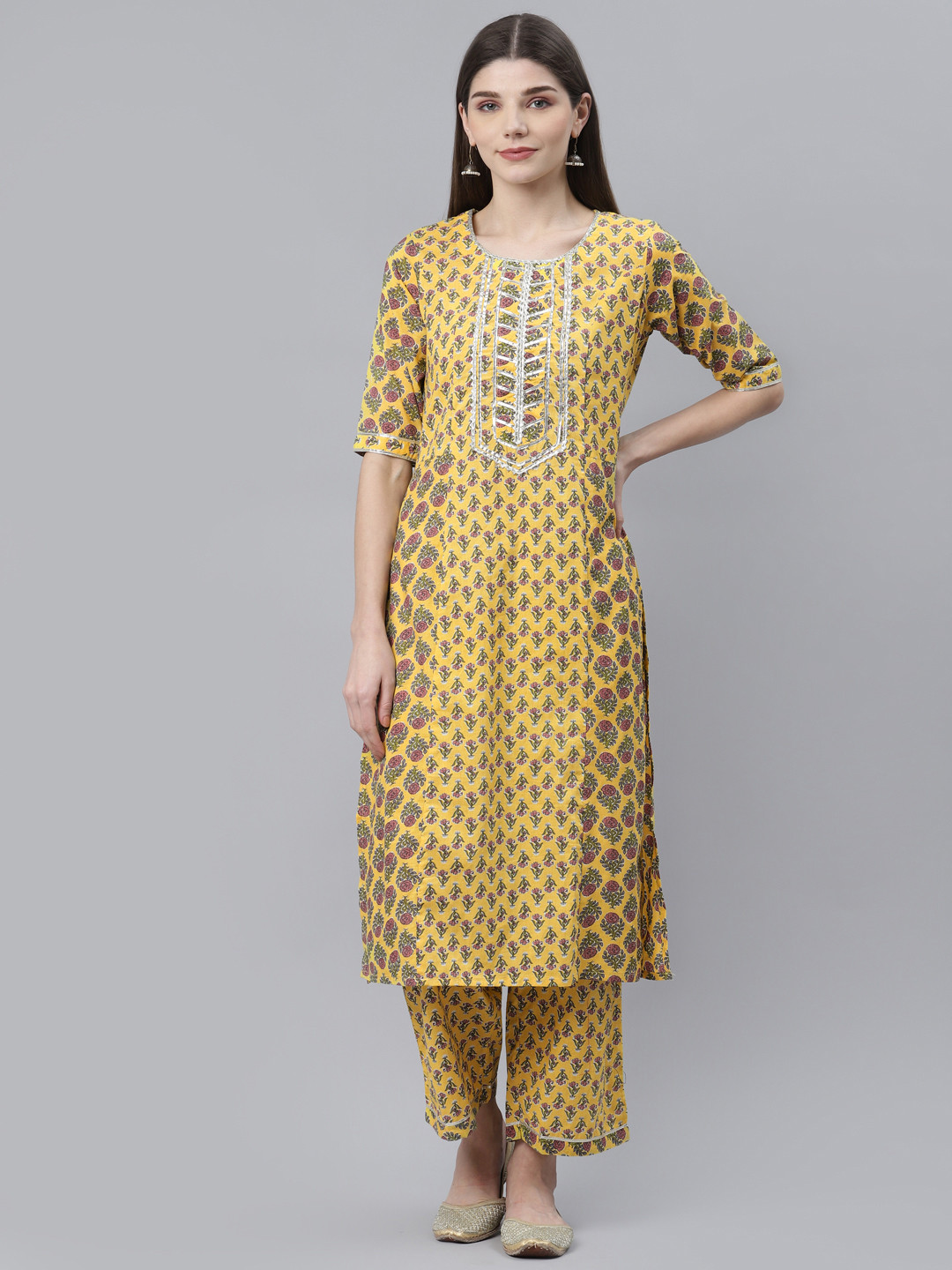 

SILVER STOCK Women Yellow Ethnic Motifs Printed Gotta Patti Pure Cotton Kurta with Palazzos
