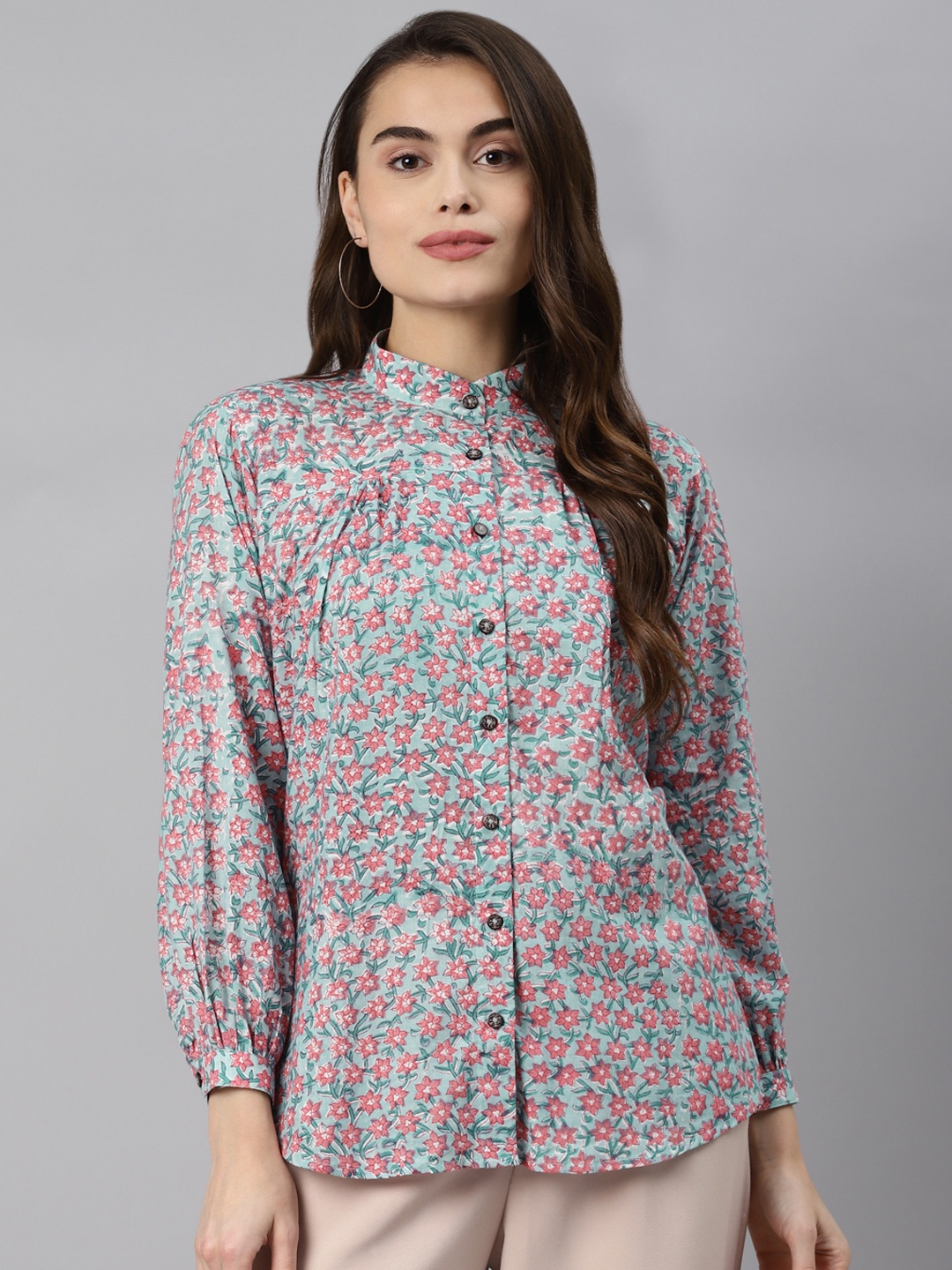 

Vasudha Women Blue & Pink Smart Floral Print Pure Cotton Casual Shirt