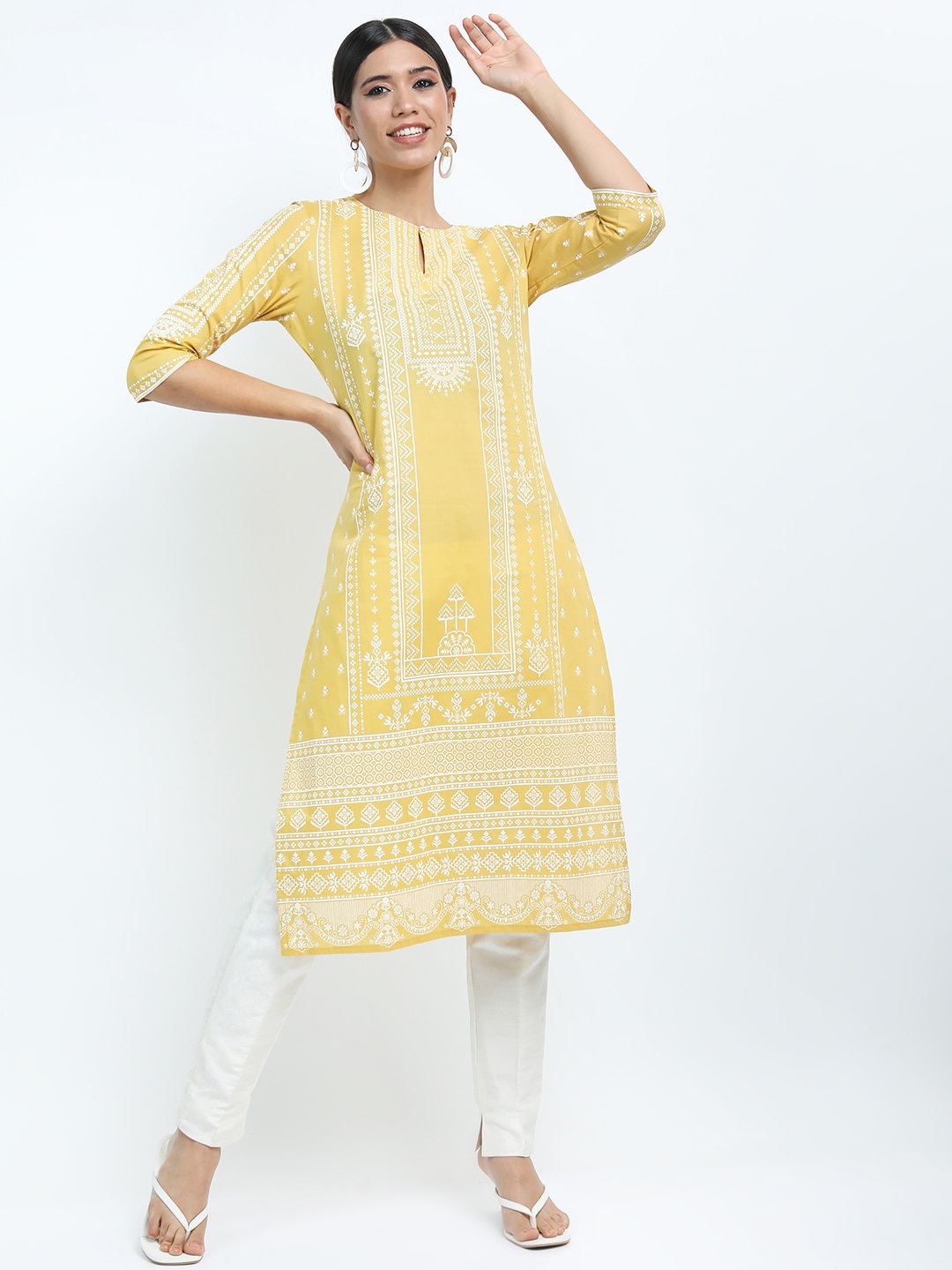 

Vishudh Women Yellow Ethnic Motifs Printed Straight Kurta