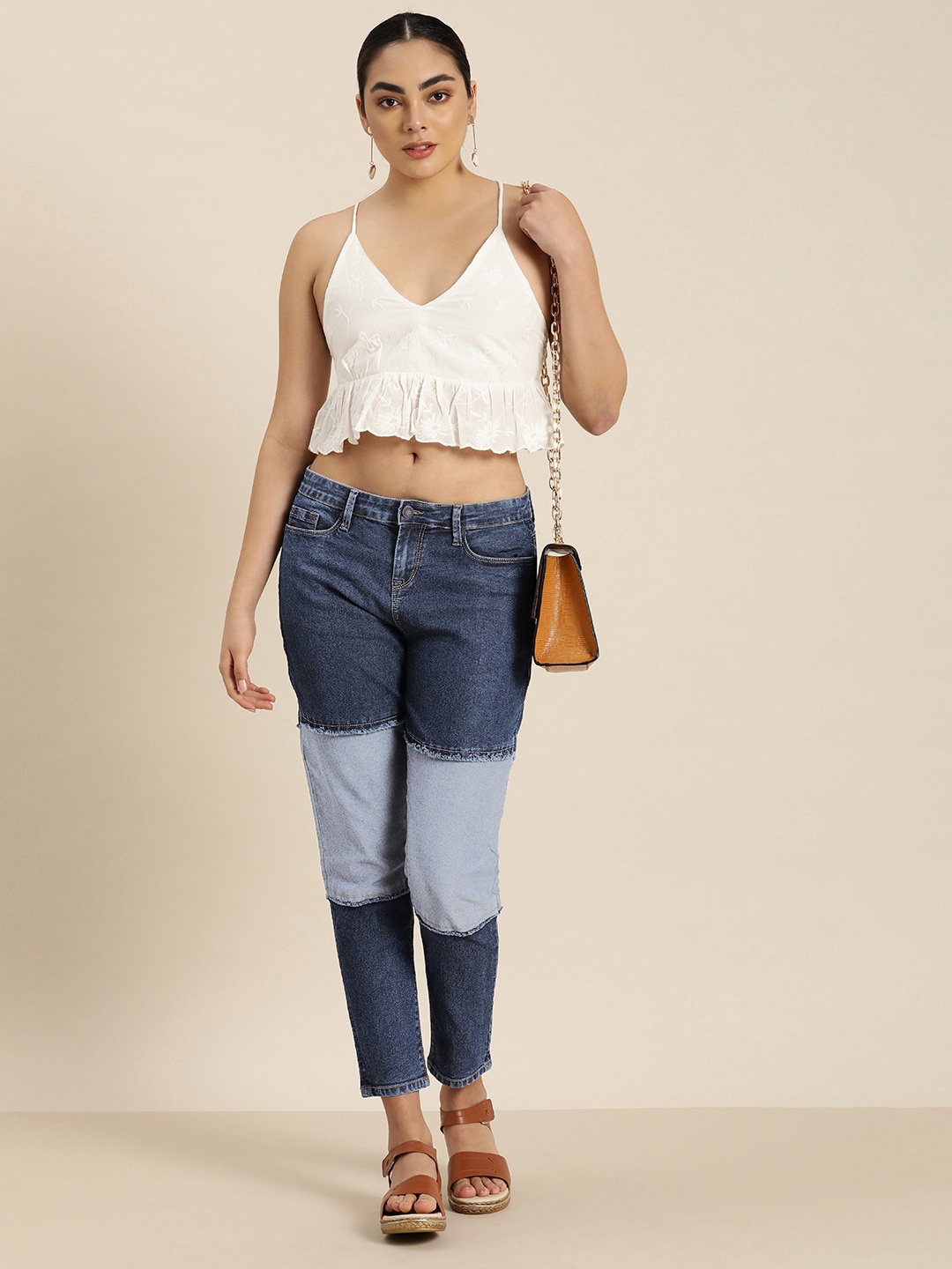 

Moda Rapido Women Blue Mom Fit High-Rise Light Fade Cropped Stretchable Jeans