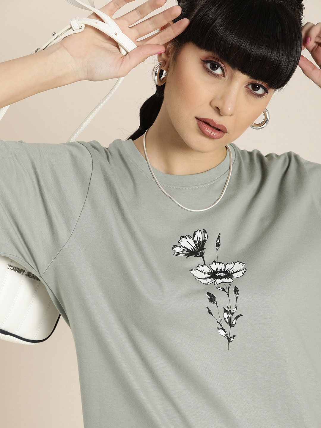 

DILLINGER Women Grey Floral Printed Pure Cotton Drop-Shoulder Sleeves OversizedT-shirt