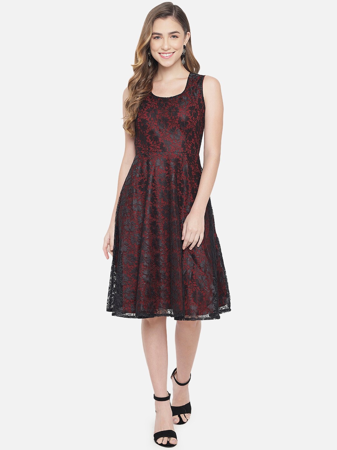 

Just Wow Black & Maroon Lace Dress