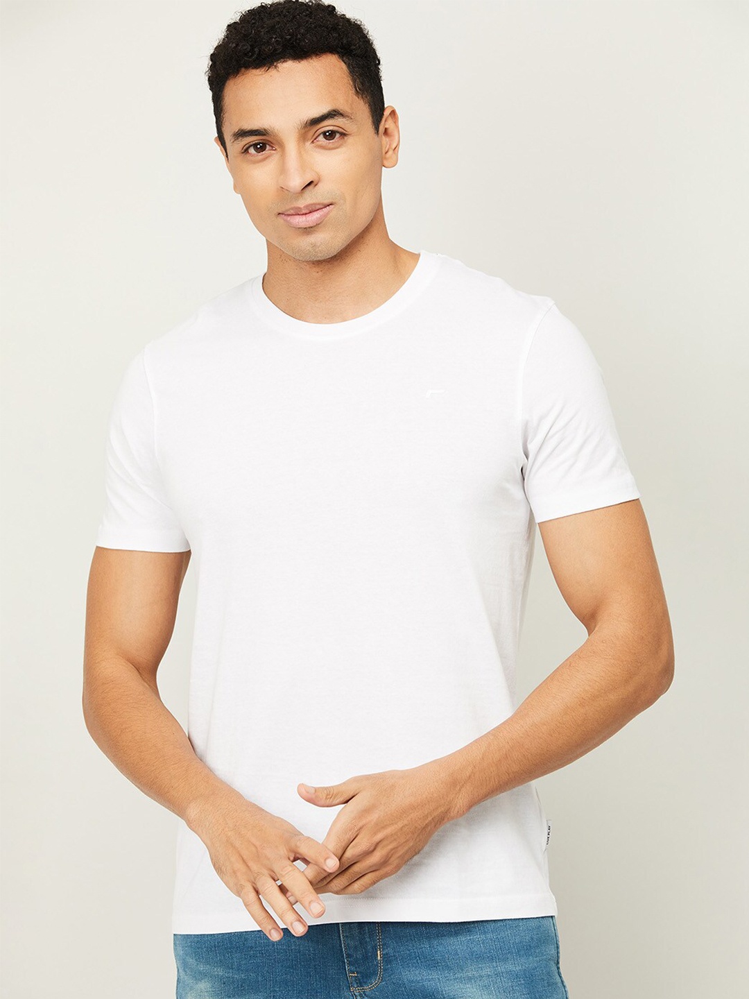 

Fame Forever by Lifestyle Men White Solid Cotton T-shirt