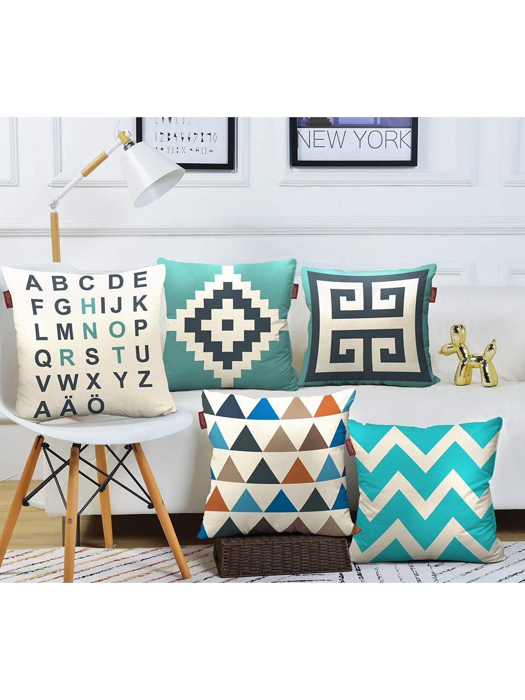 

AEROHAVEN Cream Coloured & Sea Green 5 Pieces Geometric Cotton Square Cushion Covers