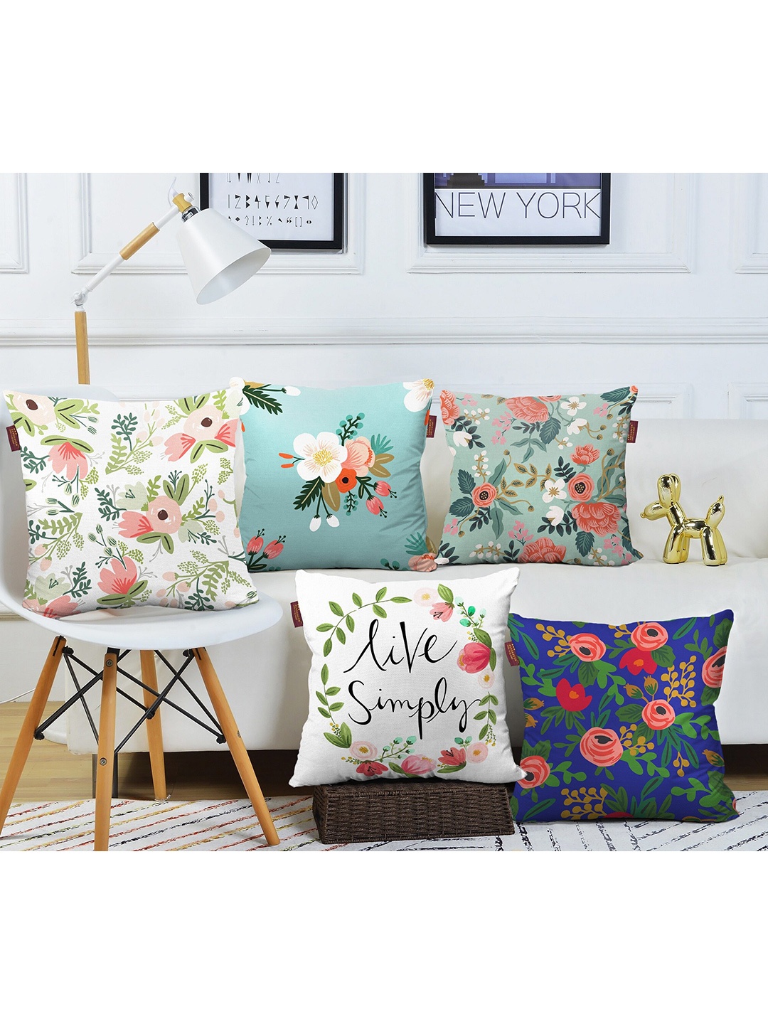 

AEROHAVEN Blue & White 5 Pieces Floral Square Cushion Covers