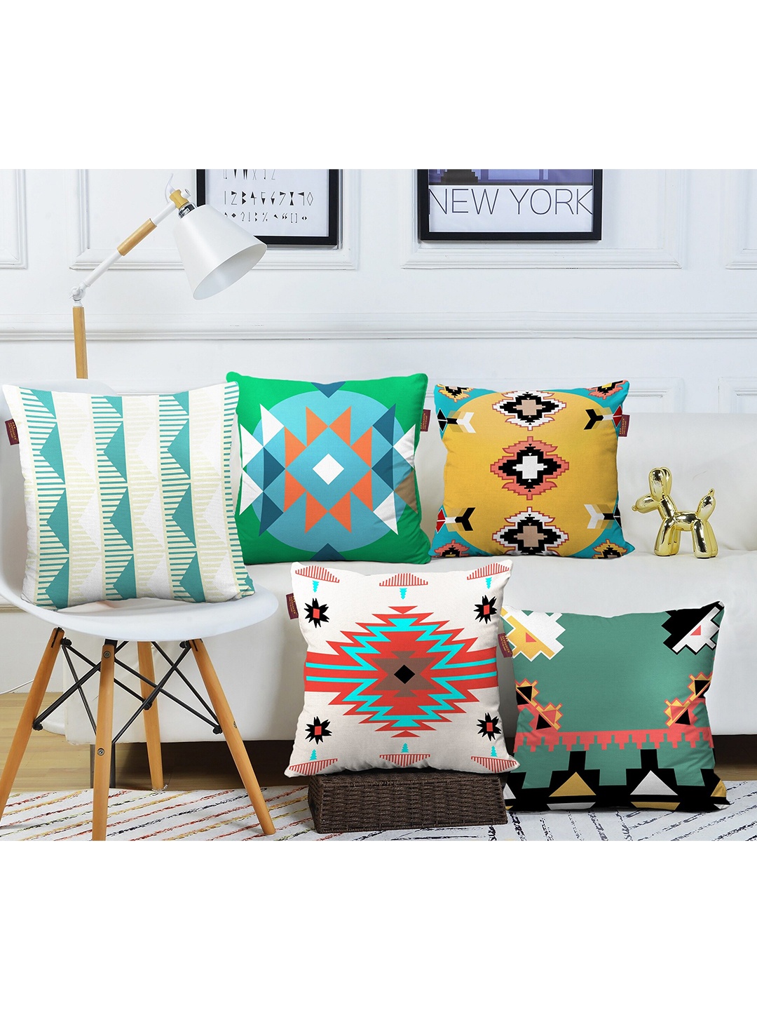 

AEROHAVEN Sea Green & White 5 Pieces Geometric Square Cushion Covers
