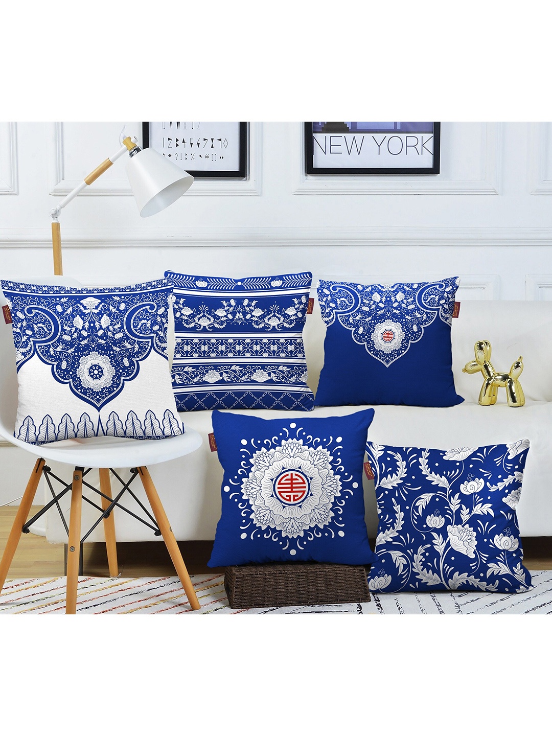 

AEROHAVEN Navy Blue & White 5 Pieces Floral Square Cushion Covers