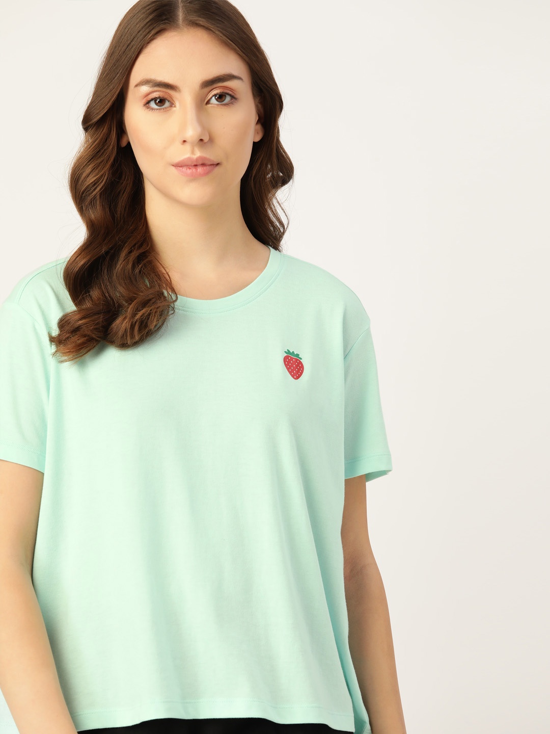 

DressBerry Women Green Solid Drop-Shoulder Sleeves Boxy T-shirt