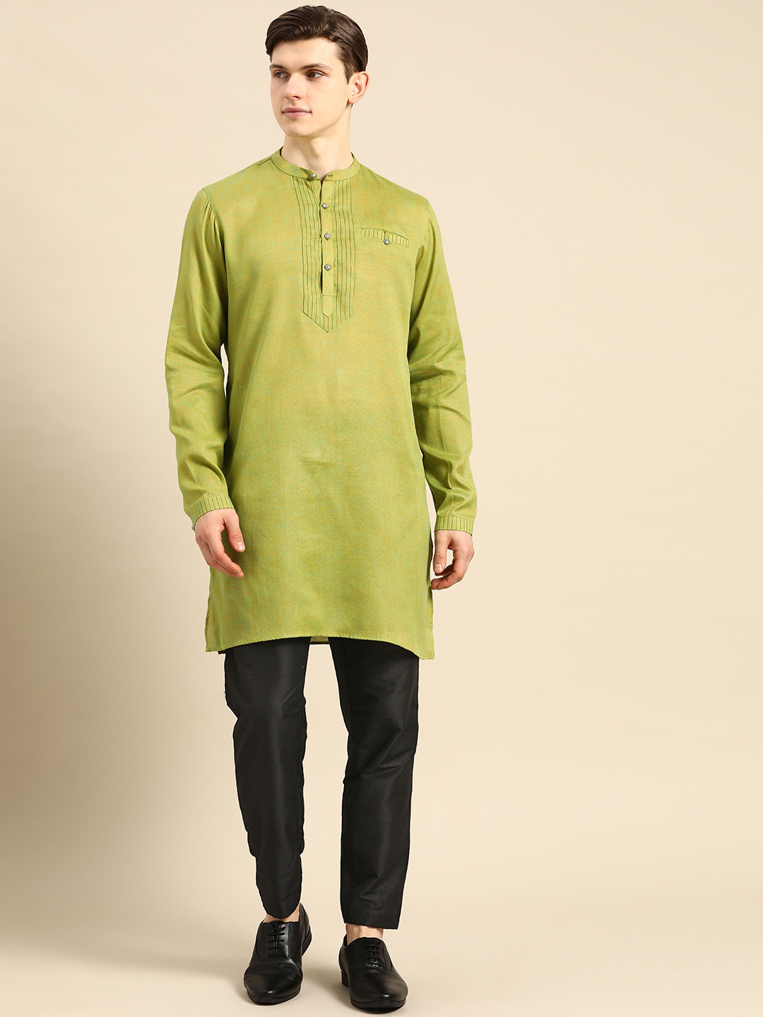 

Anouk Men Green& Black Solid Kurta Set