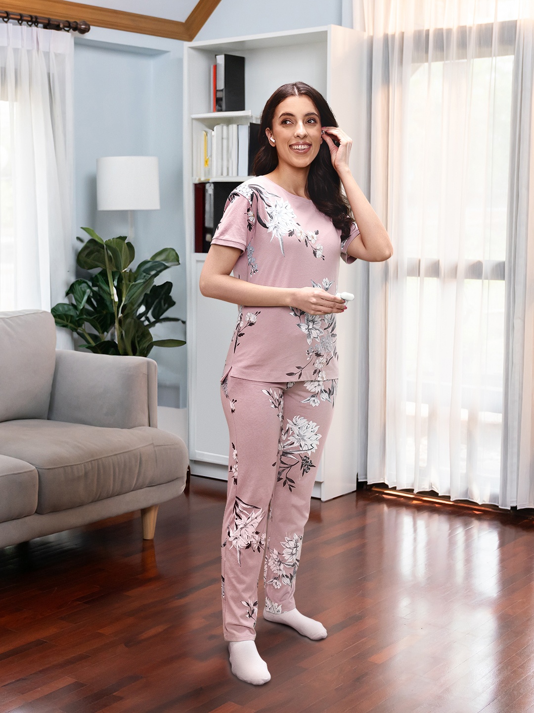 

Triumph Lounge Me 10 X Short Sleeve Organic Cotton Sustainable Pyjama Set, Pink