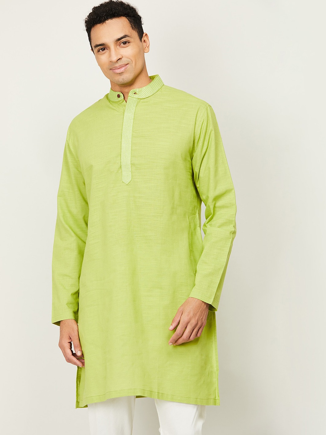 

Melange by Lifestyle Men Green Solid Woven Design Kurta