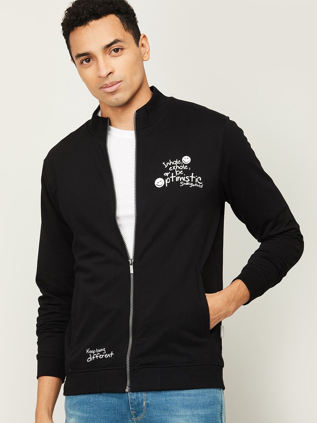 

SmileyWorld Men Black Solid Sweatshirt