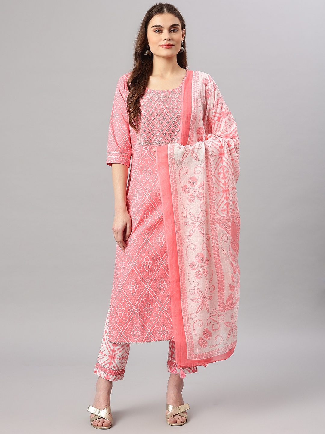 

Readiprint Fashions Women Pink Bandhani Printed Sequined Pure Cotton Kurta Set