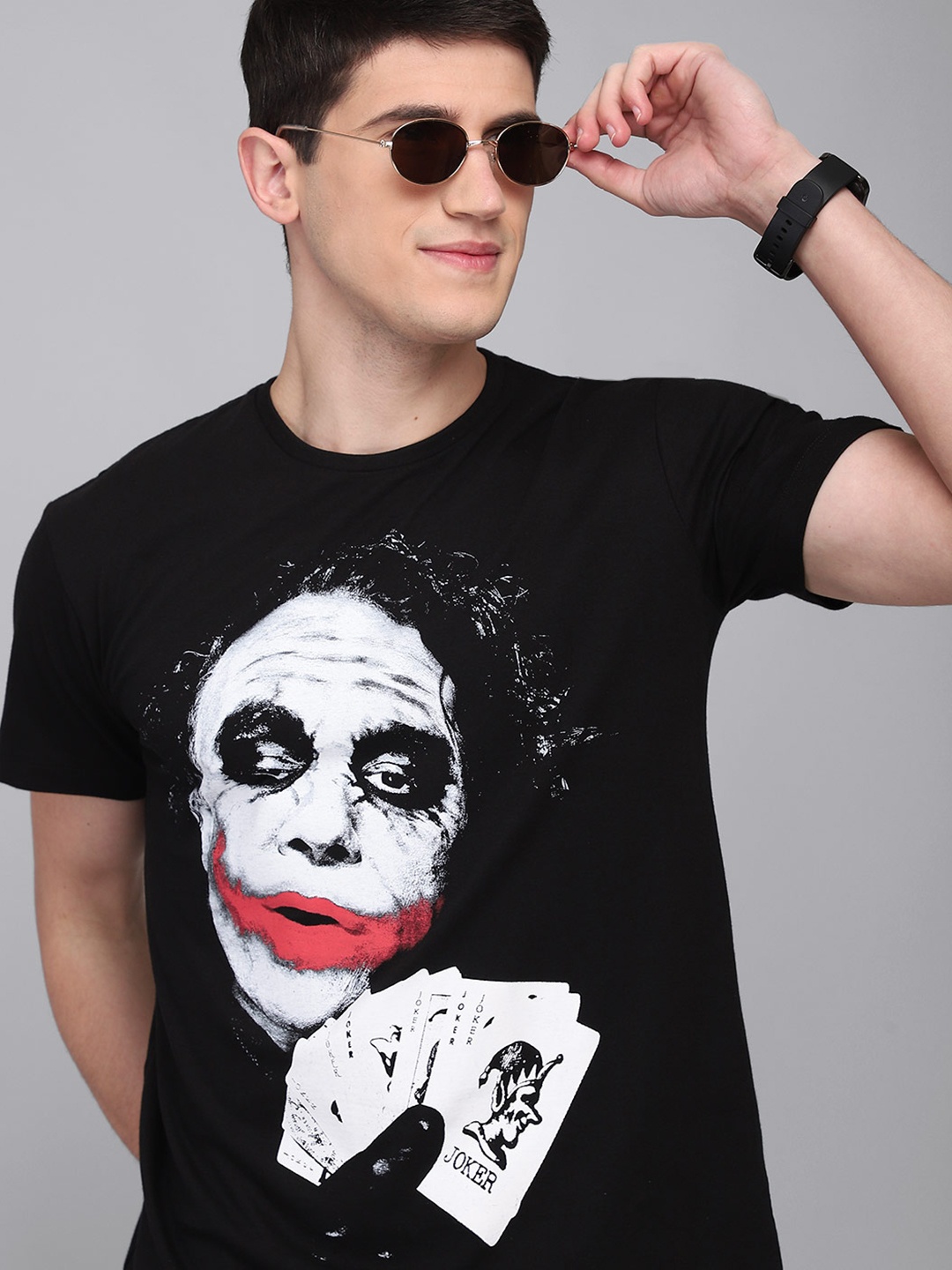 

Free Authority Men Black Joker Featured Tshirt