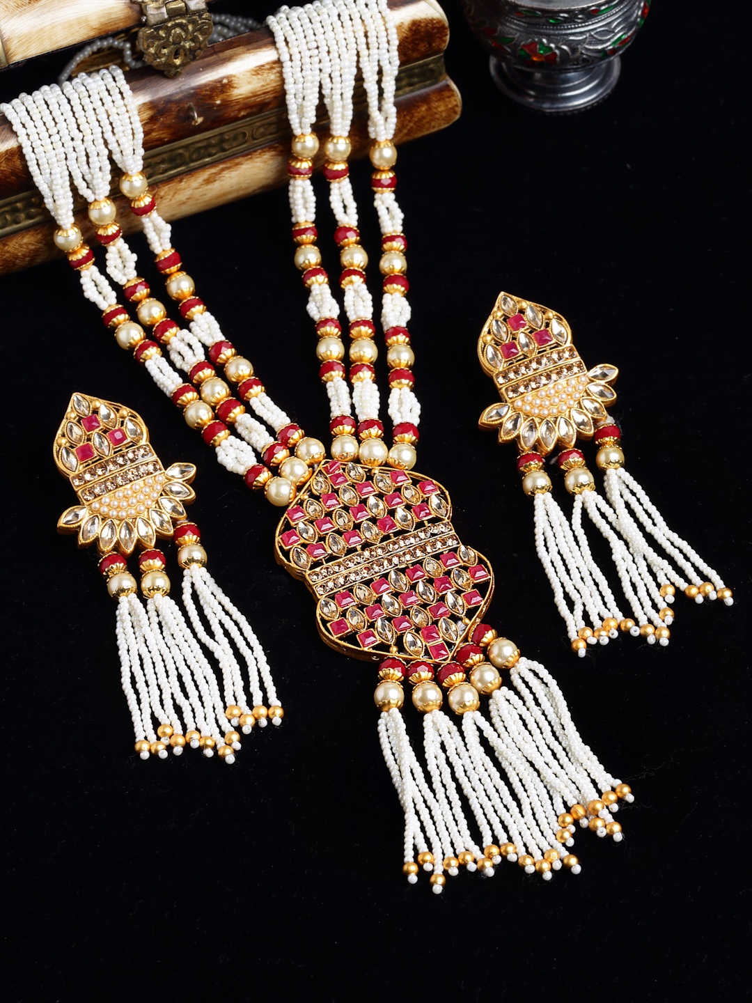 

PANASH Woman Gold-Plated Red Stones & Pearls Mala Handcrafted Jewellery Set