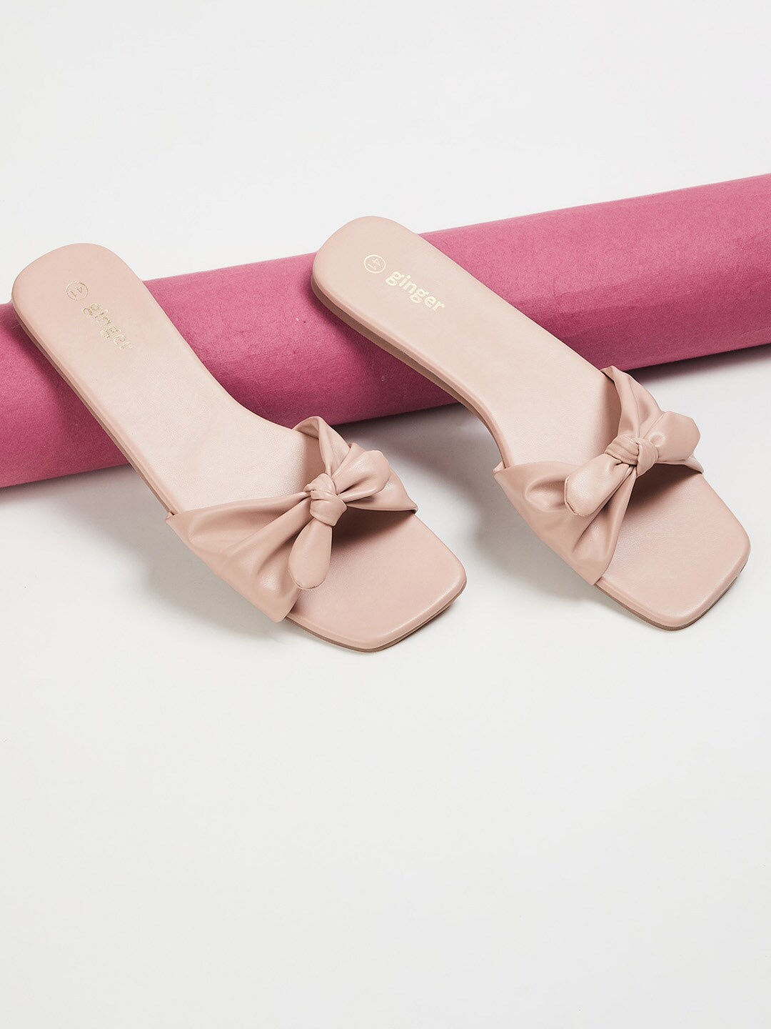 

Ginger by Lifestyle Women Pink Open Toe Flats with Bows