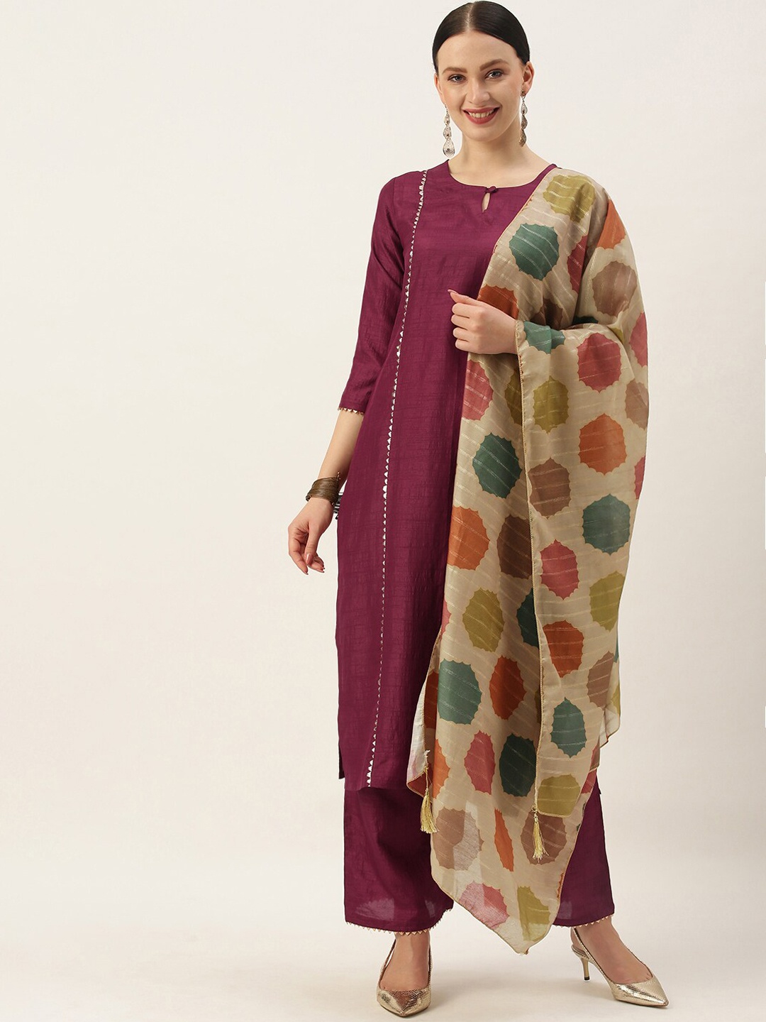 

Somras Women Maroon Kurti Set & With Dupatta