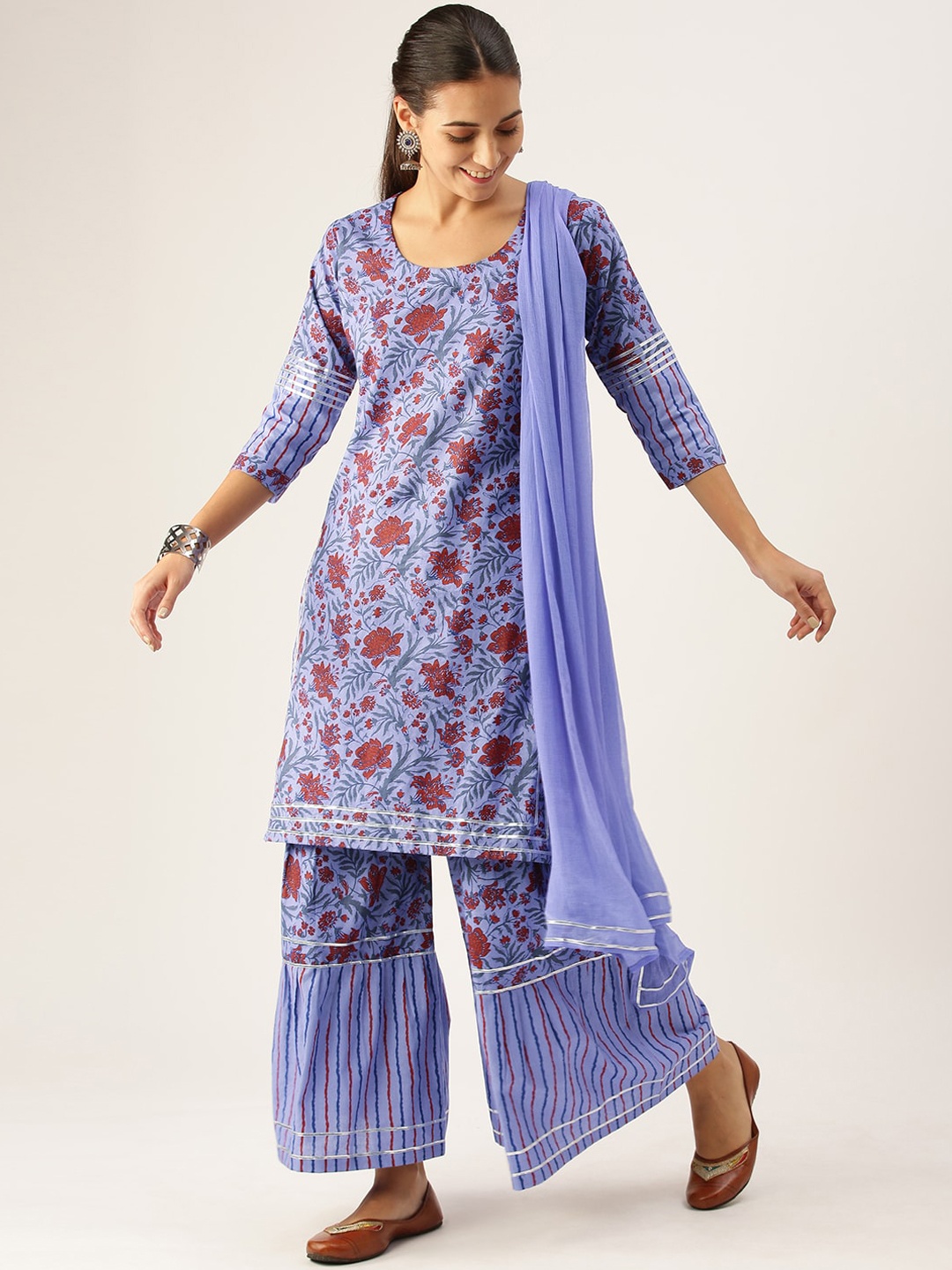 

Somras Women Blue Floral Printed Pure Cotton Kurta with Palazzos & With Dupatta