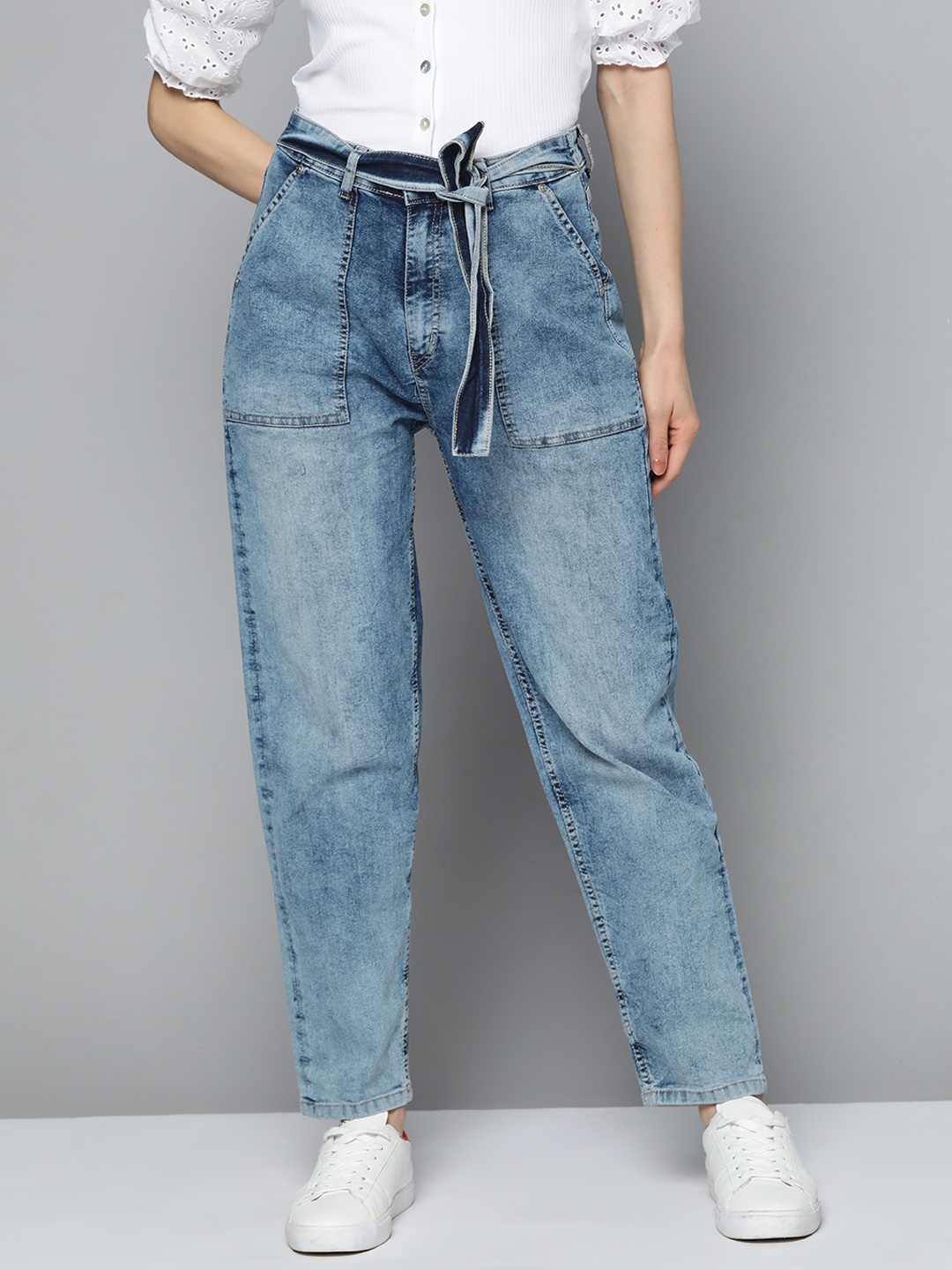 

Chemistry Women Mom Fit Light Fade Acid Wash Jeans, Blue