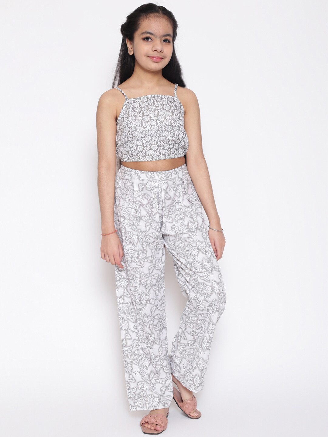 

titliyan White & Grey Floral Printed Crop Top With Palazzo Co-Ord Set