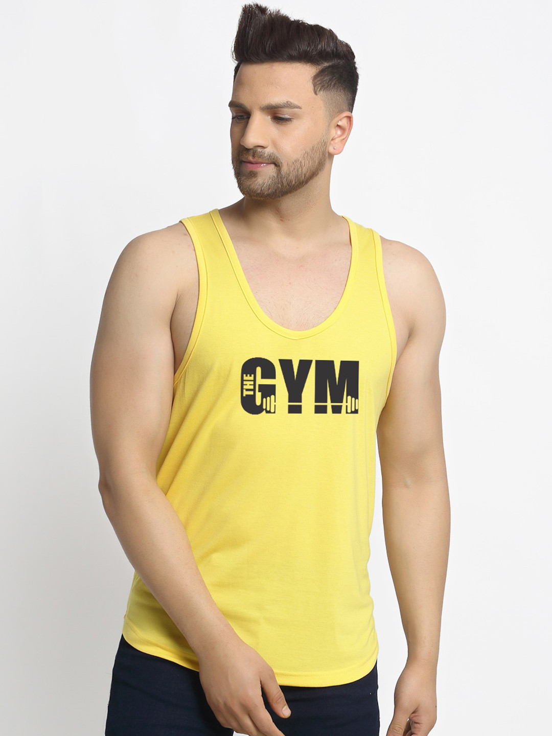 

Friskers Men Yellow & Black Printed Cotton Apple Cut Gym Vest