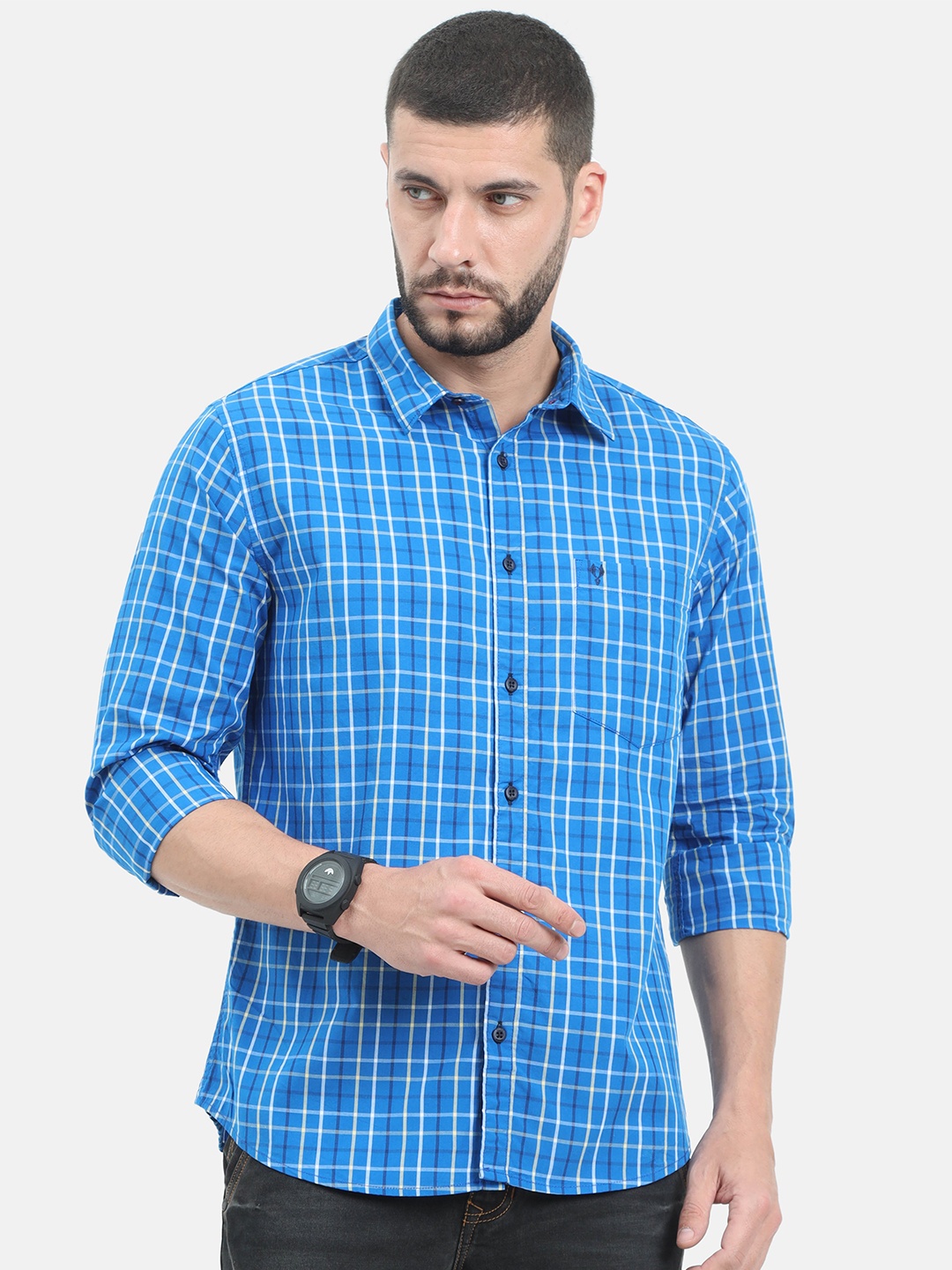 

VUDU Men Blue Comfort Checked Cotton Casual Shirt