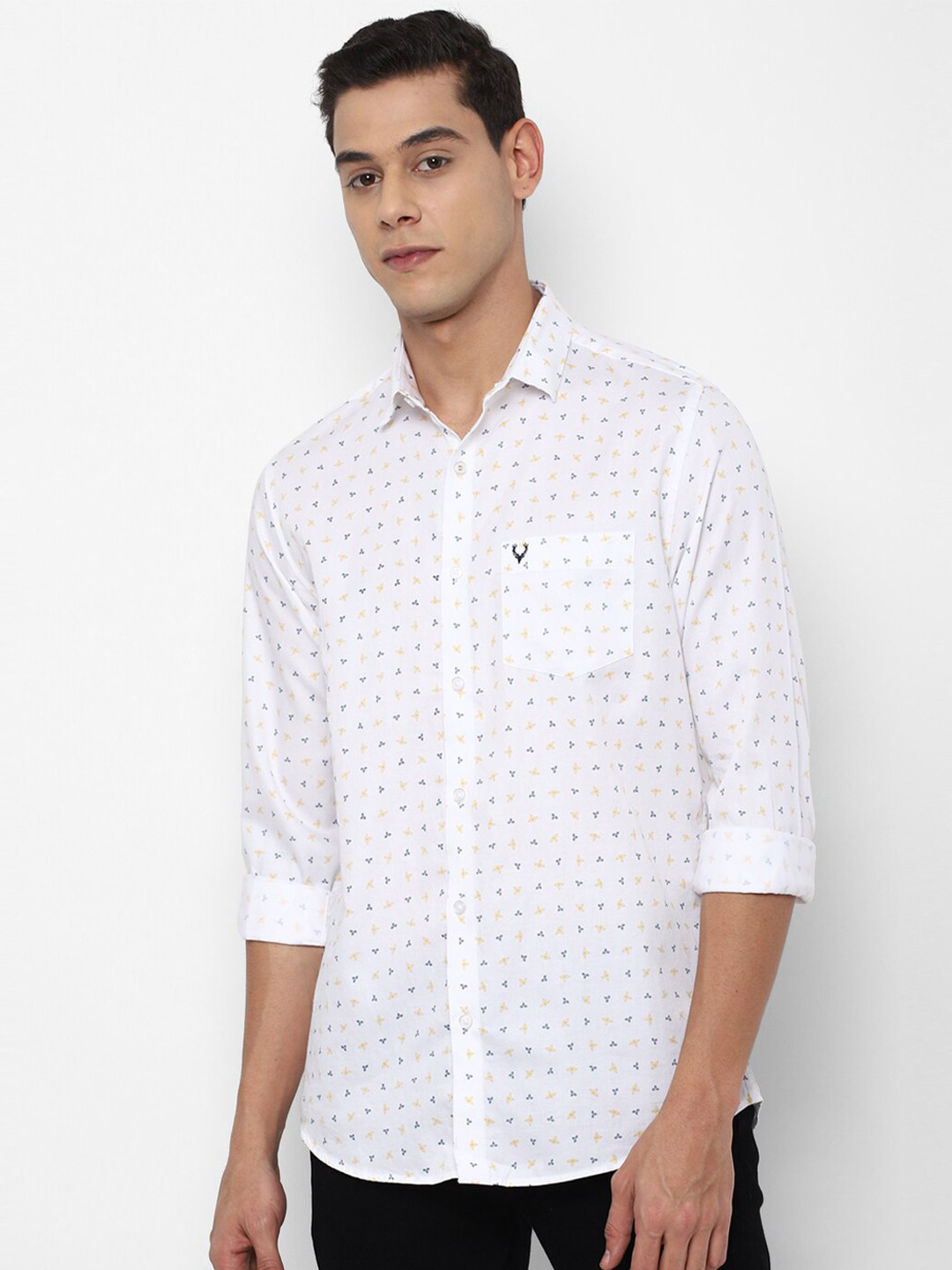 

Allen Solly Men White Slim Fit Printed Casual Shirt