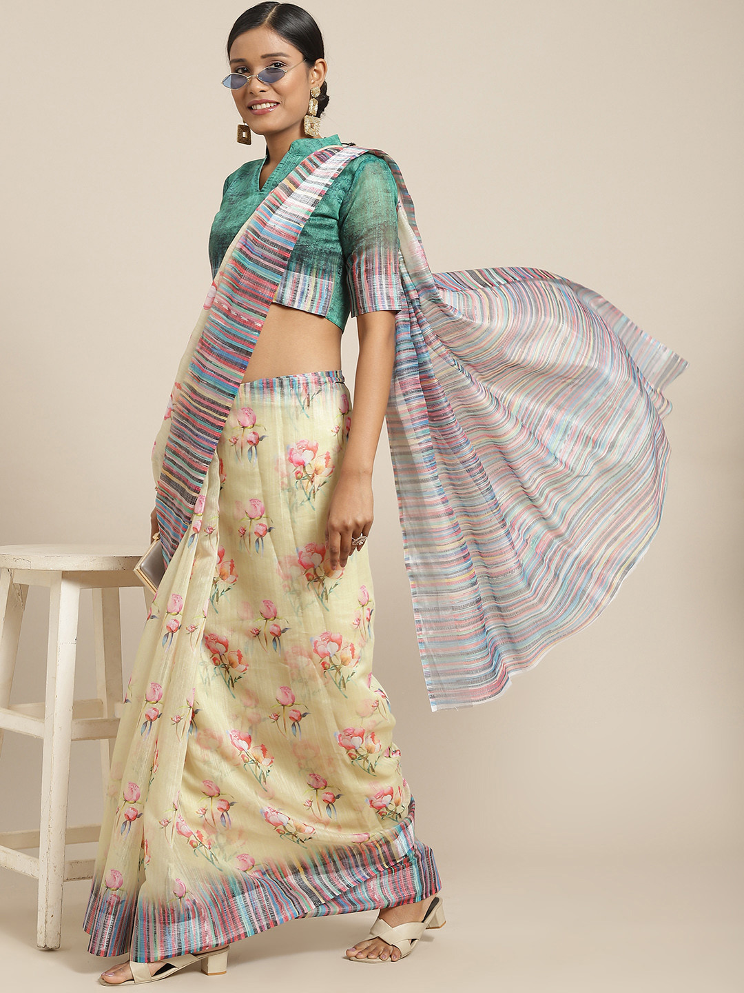 

SERONA FABRICS Yellow & Sea Green Floral Printed Saree