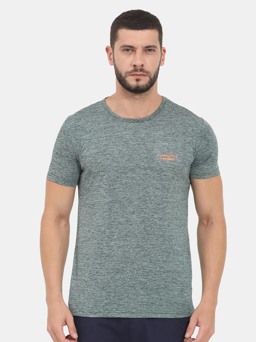 

Masculino Latino Men Green Training or Gym Active Sports T-shirt