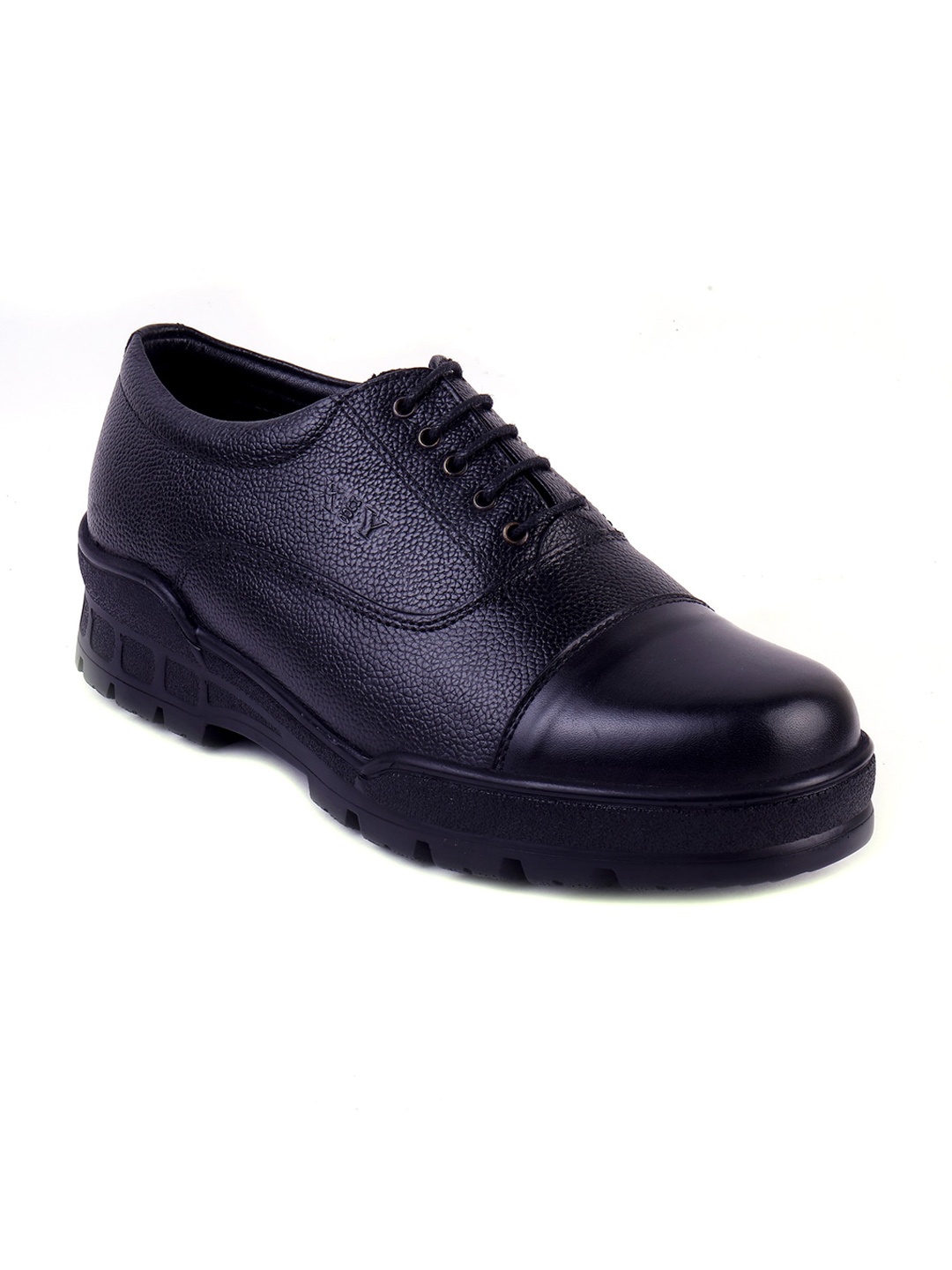 

XHUGOY Men Black Textured Leather Formal Oxfords