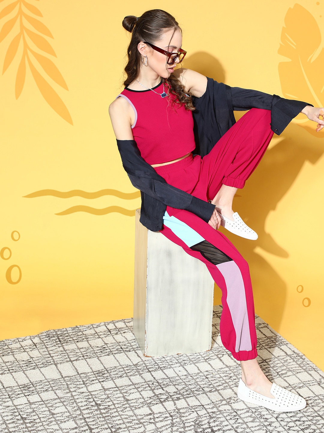 

Athena Women Enchanting Fuchsia Solid Top with Colourblocked Joggers