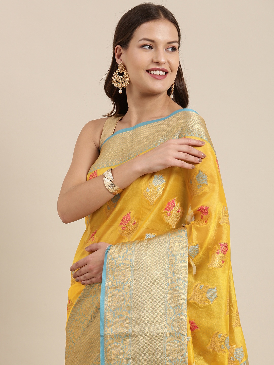 

VASTRANAND Yellow Woven Design Zari Silk Blend Kanjeevaram Saree