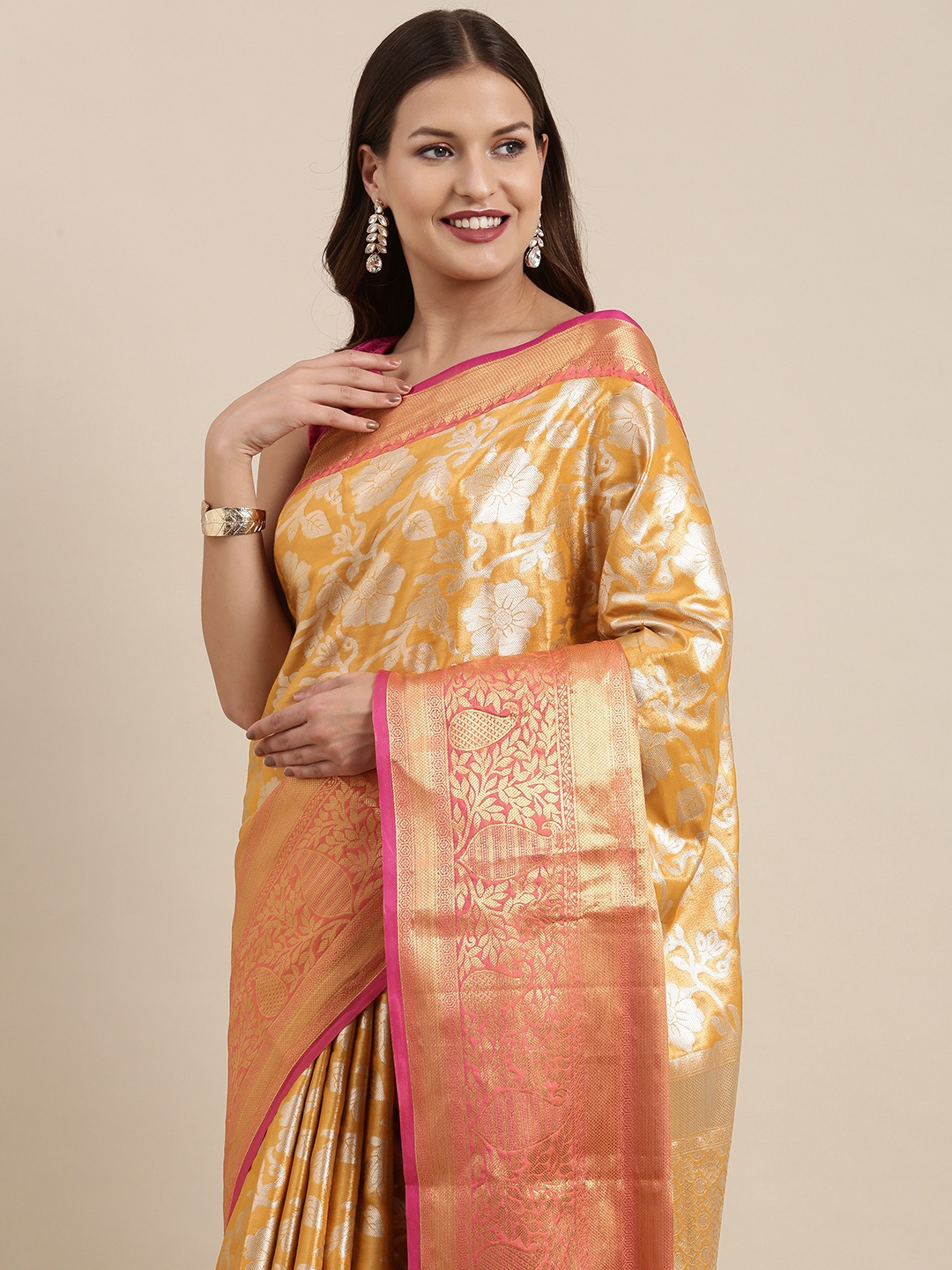 

VASTRANAND Yellow Floral Zari Tissue Kanjeevaram Saree