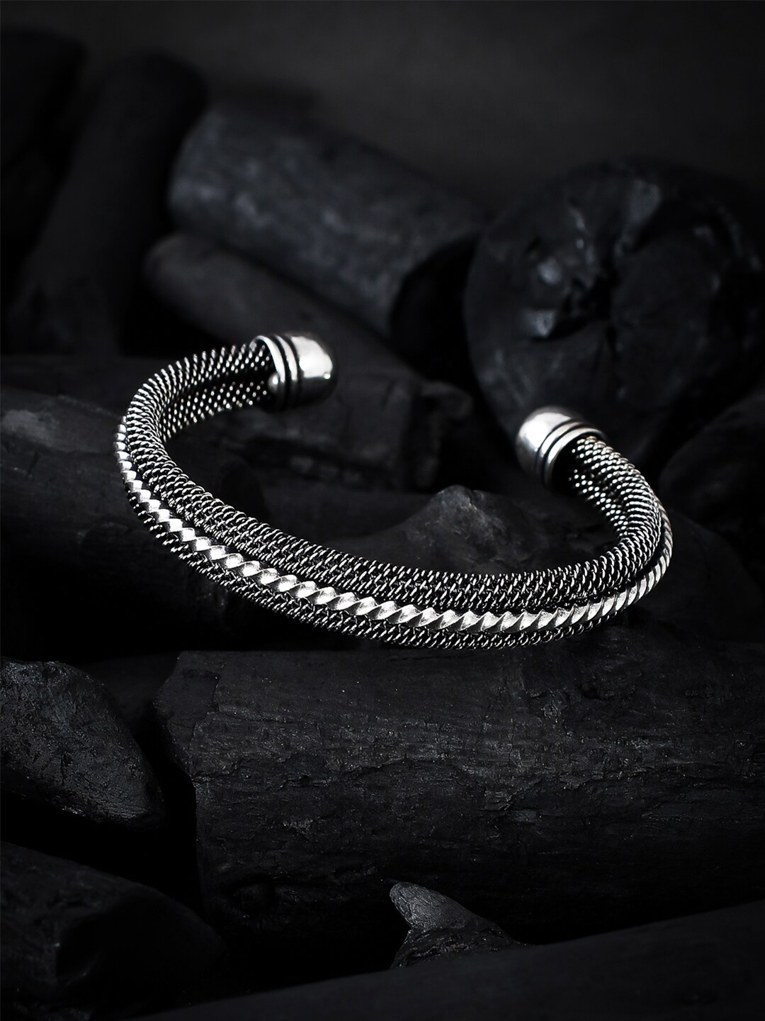 

Silvermerc Designs Women Silver-Toned Brass Oxidised Silver-Plated Cuff Bracelet