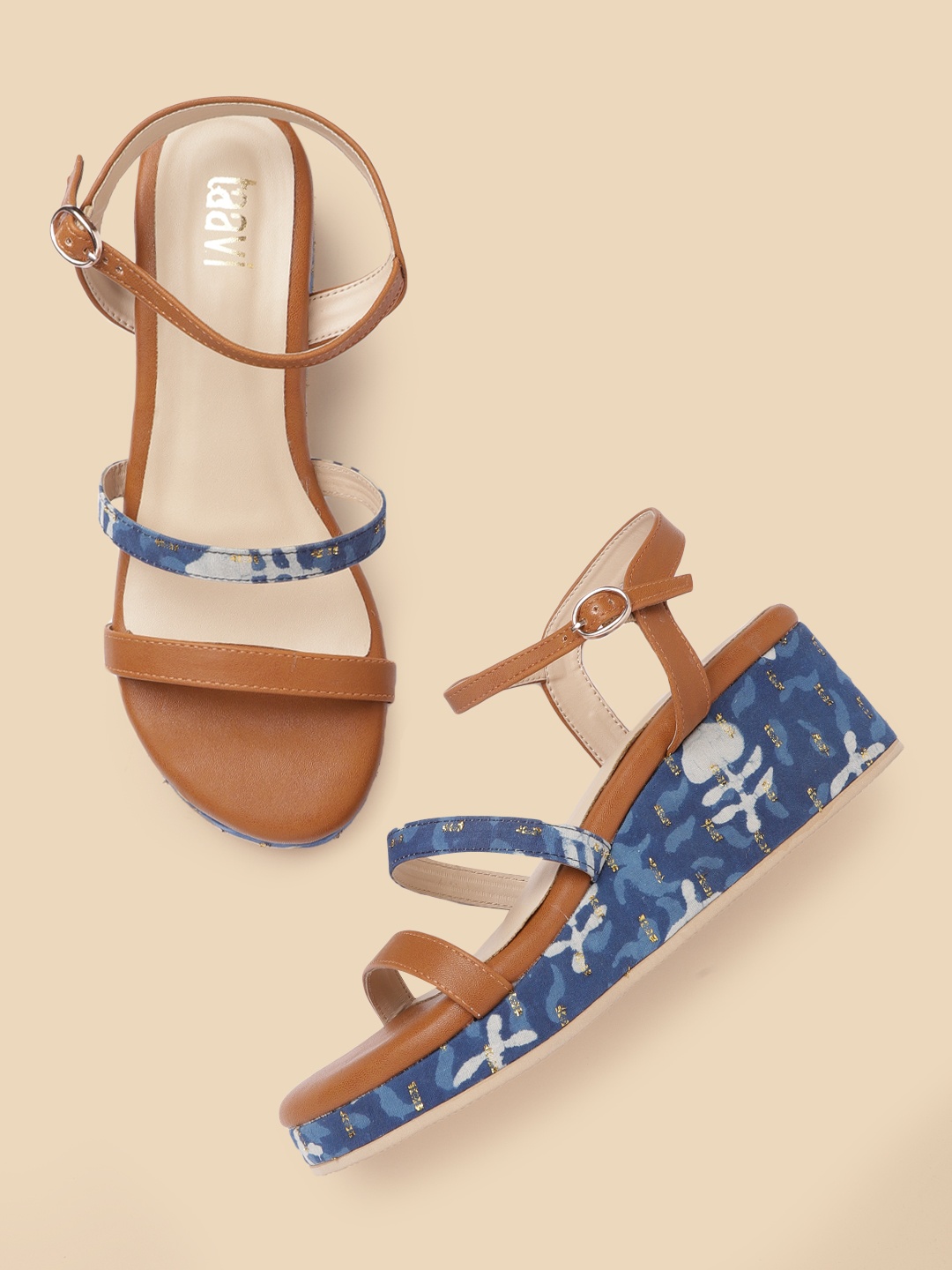 

Taavi Brown & Navy Blue Printed Wedges