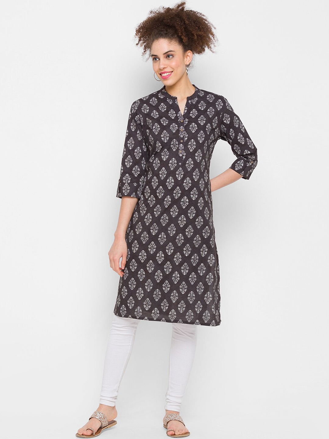 

Globus Women Black & White Ethnic Motifs Printed Straight Kurta
