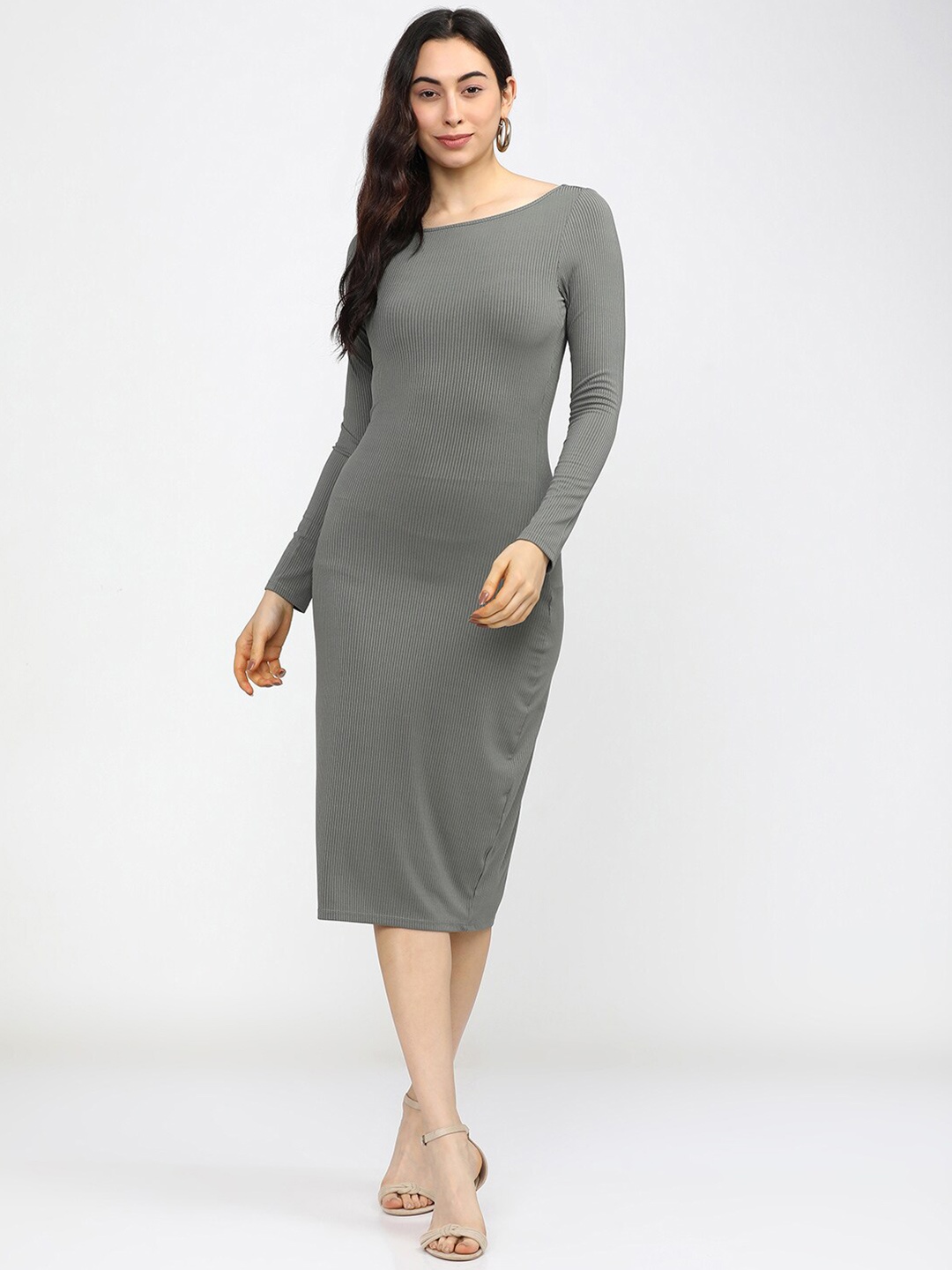 

Basics By Tokyo Talkies Green Solid Bodycon Midi Dress