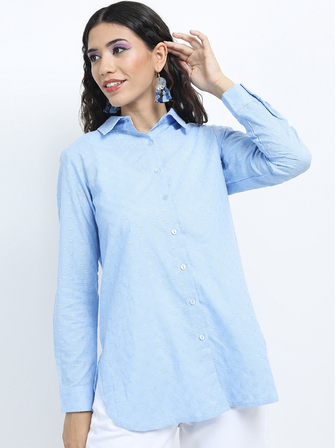 

Tokyo Talkies Women Blue Solid Longline Casual Shirt